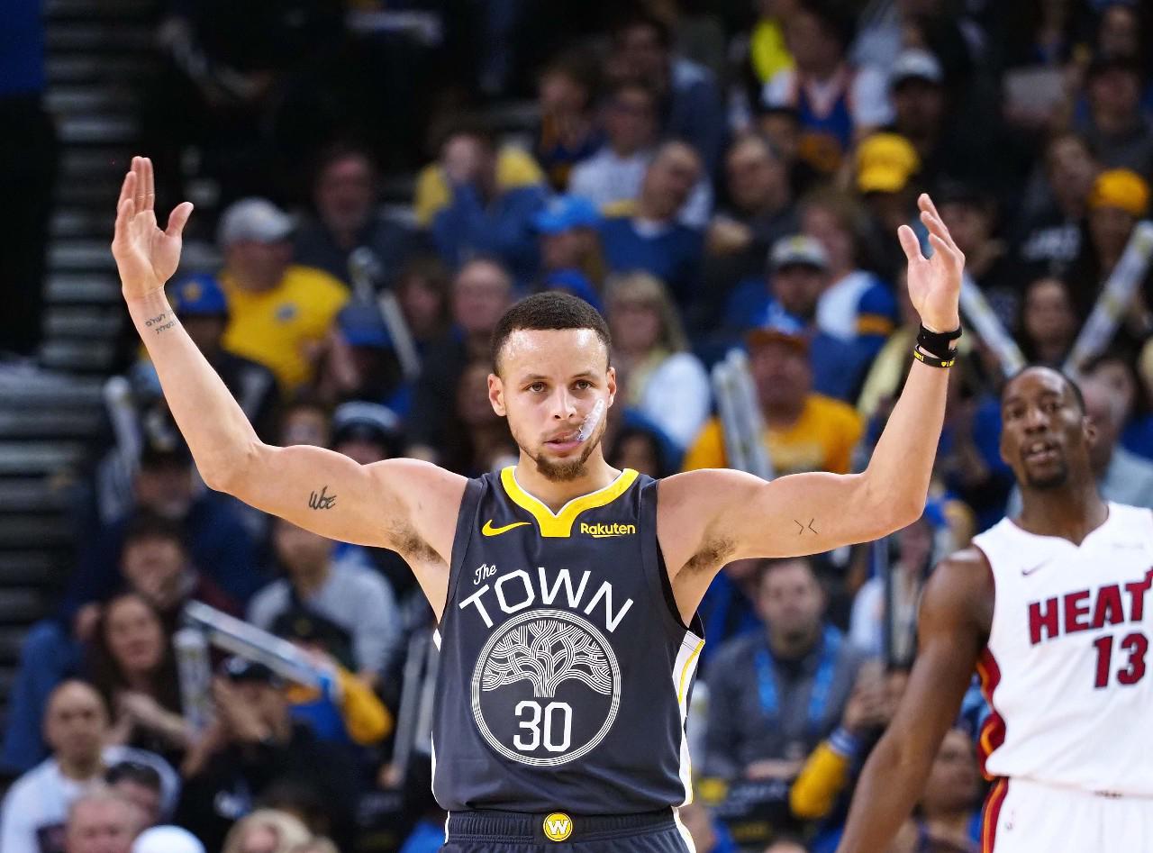 的年轻门将 的年轻门将